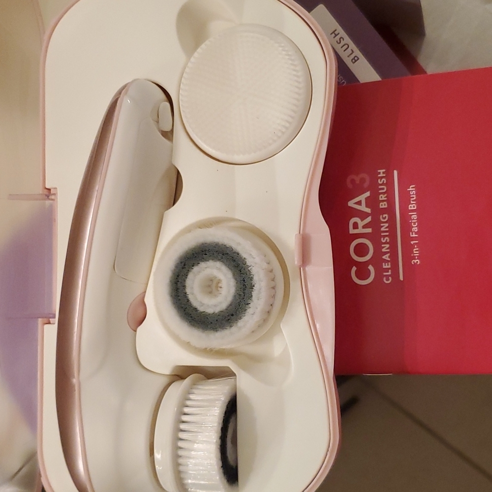 Fancii cleansing brush kit
